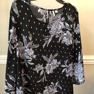 Gorgeous Black and Grey Cato Top